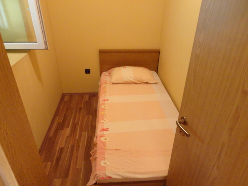 Apartment Ivana Biograd Na Moru Buitenkant foto