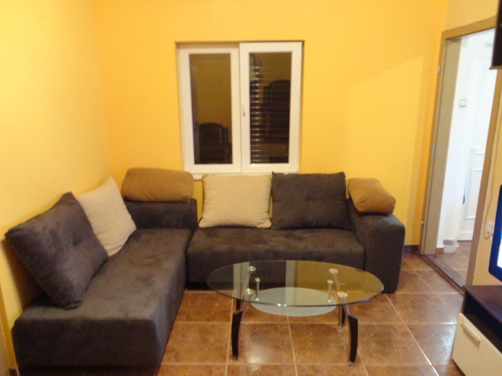 Apartment Ivana Biograd Na Moru Buitenkant foto